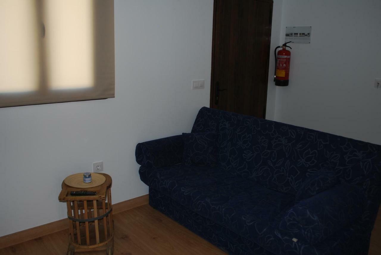 Apartamentos Rurales El Trillo Мальпартида-де-Пласенсия Экстерьер фото