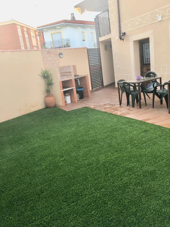 Apartamentos Rurales El Trillo Мальпартида-де-Пласенсия Экстерьер фото
